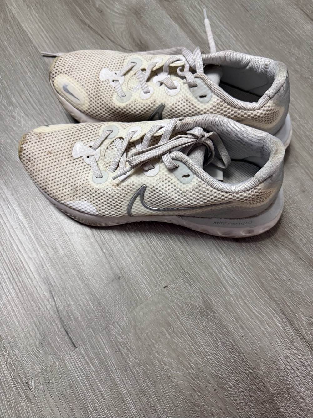Nike Women's White Mesh Athletic Sneakers with Light Gray Accents